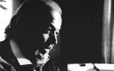 Τάσος Λειβαδίτης: Ένας καινούργιος χρόνος, όνειρα, φιλοδοξίες, έρωτες, αινίγματα...