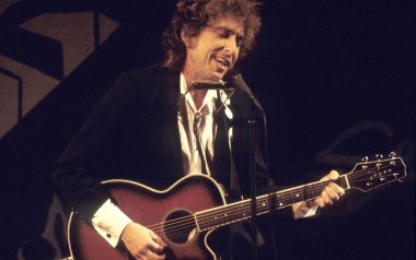 11 σοφοί στίχοι του Bob Dylan... που έγινε 80 ετών