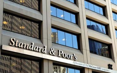 Τα 'αφεντικά' κάνουν ό,τι θέλουν, Standard & Poor's: Αναβάθμιση της Ελλάδας