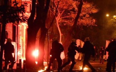Επεισόδια στο Καραϊσκάκης με οπαδούς του Ολυμπιακού και της Γιουβέντους