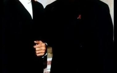 Ποια γυναίκα οδήγησε David Bowie/George Michael να διασκευάσουν το Wild Is The Wind?