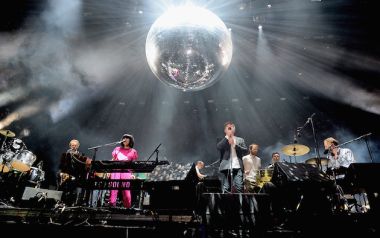 Tonite-LCD Soundsystem 