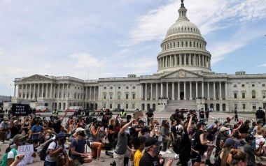 Αναβαθμίζεται το κατηγορητήριο για τον φόνο του Τζορτζ Φλόιντ