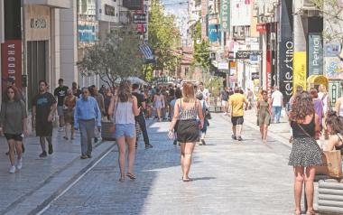 Βήμα της Κυριακής: Μπέργκαμο θα γίνει η Αθήνα; ετοιμάζουν περιορισμούς για τους άνω των 65