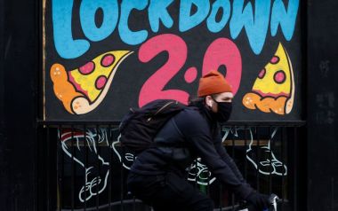 Ατελείωτη περιπέτεια, κοροναϊός : Σε αυστηρό lockdown ξαναμπαίνει η Αγγλία