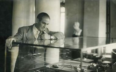 Μενέλαος Λουντέμης: Ο τρελός με το βέλος στο στήθος