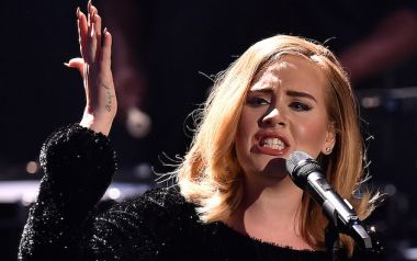 Adele: Θα είμαι καλύτερα χωρίς περιοδείες