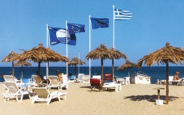 Η Ελλάδα δεύτερη παγκοσμίως σε «Γαλάζιες Σημαίες»