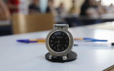 Το θέμα της έκθεσης είχε δύο αποδέκτες, πρώτα τους μαθητές