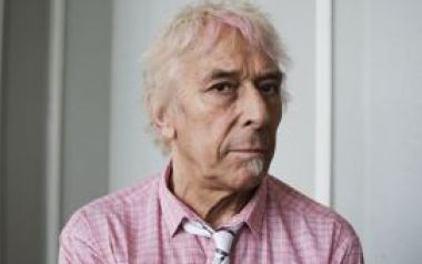 O John Cale με προσκεκλημένους παίζουν Velvet Underground