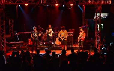 Κλεμμένοι Αναπτήρες: Είναι αυτή η νέα μπάντα που θα μας απασχολήσει τα επόμενα χρόνια;