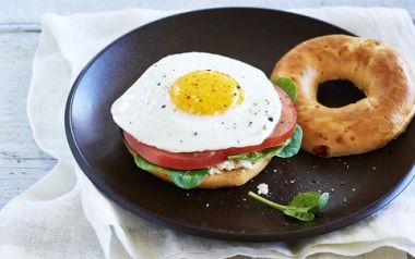 Ποιες είναι οι καλύτερες τροφές για κάθε ώρα της ημέρας; 