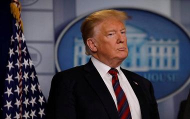 Τραμπ: Παίρνει καθημερινά υδροξυχλωροκίνη, χωρίς να ασθενεί