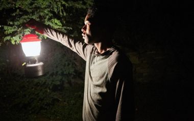 Κριτική για το 'Έρχεται τη νύχτα/It comes at night'