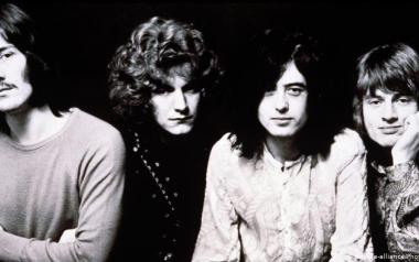 Η συγκλονιστική δεκαετία του '70 και μερικά τραγούδια της