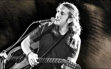 Μανούλα μου -Γιάννης Χαρούλης Για τον Παύλο Φύσσα 