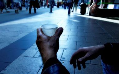 Πικρές αλήθειες, Die Zeit για Ελλάδα: Φτώχεια παρά την ανάπτυξη   