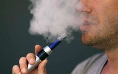 158.000 οι «ατμιστές» στην Αττική