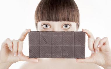 Τα οφέλη της μαύρης σοκολάτας για την όραση μας