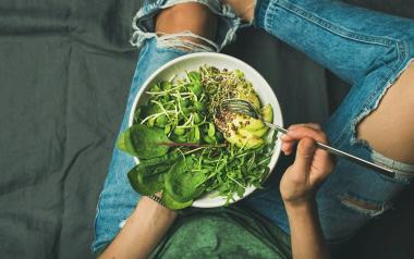 Συμπτώματα που μαρτυρούν ότι δεν τρώτε αρκετές φυτικές ίνες