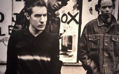 Μία ακόμα τρελή πρόταση, από τον τρελό της παρέας: Sade Vs. Massive Attack