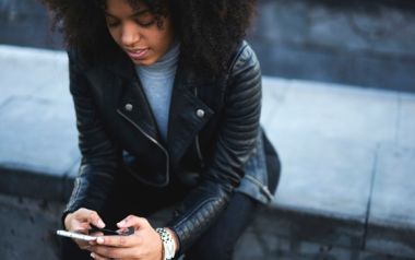 Εθισμένος σε Internet και τηλεόραση ο σύγχρονος άνθρωπος