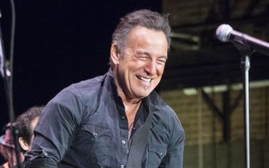Ο Bruce Springsteen τιμά τον Pete Townshend 