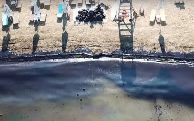 Η οικολογική καταστροφή από την πετρελαιοκηλίδα όπως την κατέγραψαν drones