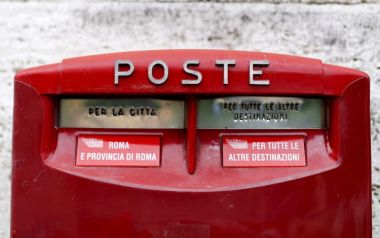 Πρώην Ιταλός ταχυδρόμος δεν είχε παραδώσει αλληλογραφία 400 κιλών