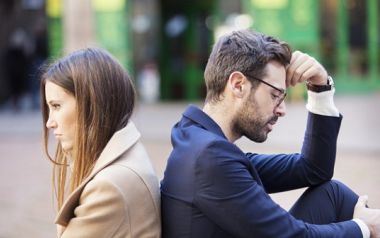 Τα 10 χαρακτηριστικά του κακού συζύγου... Σε καμία γυναίκα δεν αξίζει κάτι τέτοιο