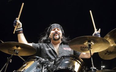 Vinnie Paul: Πέθανε 54 ετών από άγνωστη αιτία ο drummer των Pantera