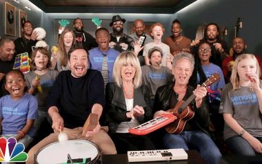 Jimmy Fallon με παιδιά McVie & Buckingham - Don’t Stop