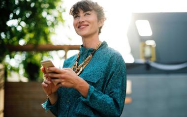 Το πρόβλημά σου είναι ότι δεν πιστεύεις σε σένα, δεν έχεις σημείο αναφοράς τον εαυτό σου αλλά κάτι έξω από αυτόν