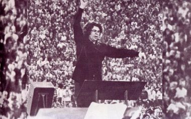 10 Ελληνικά τραγούδια για στάδιο που διαλέξατε εσείς... 
