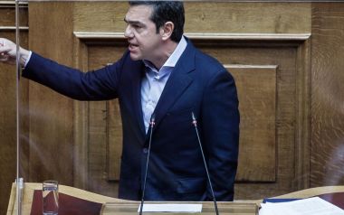 Αλέξης Τσίπρας: Ο κόσμος βγαίνει στον δρόμο γιατί αισθάνεται να περιορίζεται η ανάσα του