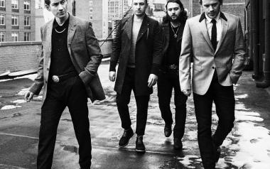 Ο Δημήτρης Ζουγρής επιλέγει 10 τραγούδια με εντυπωσιακές εισαγωγές