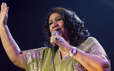 Τραγουδιστές που δεν είναι απλοί άνθρωποι: Aretha Franklin, Stevie Wonder