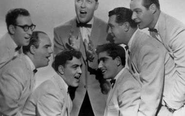 Περίπου 60 χρόνια πριν η μουσική συνέχιζε την ιστορία της