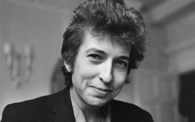 Ξαφνικά όλοι αγάπησαν τον Bob Dylan