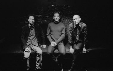 Brad Mehldau Trio: Ένας χαρισματικός μουσικός του τζαζ αυτοσχεδιασμού με το τρίο του, έρχονται στη Στέγη