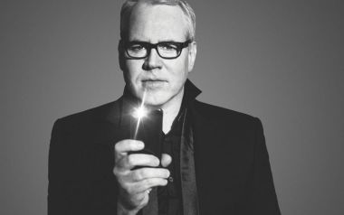 Μπρετ Ίστον Έλλις: Σέρφαρα στο διαδίκτυο και είχα την αίσθηση πως  αντί να λέω απλά τις σκέψεις μου για κάτι, έκανα κάποιο λάθος...