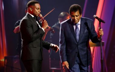 Charley Pride: Τι δεν καταλαβαίνουμε, ναι ήταν 86 ετών, αλλά ζούσε, δείτε τον 1 μήνα πριν