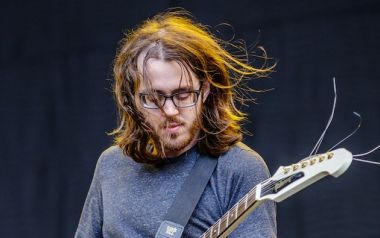 Up to the Surface-Cloud Nothings