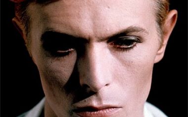 Τα άλμπουμ του David Bowie σαρώνουν στο i-tunes 