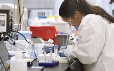 Κορωνοιός: Πιθανόν κοντά σε σημαντική ανακάλυψη θεραπείας με αντισώματα