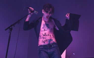 Give Yourself A Try-1975