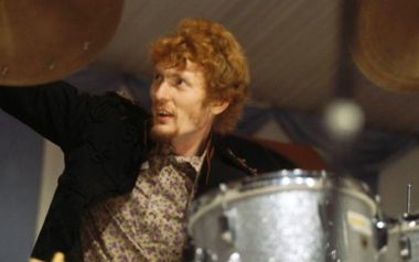 Ginger Baker, ένας θρυλικός ντράμερ των Cream