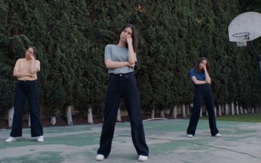 HAIM  “I Know Alone”