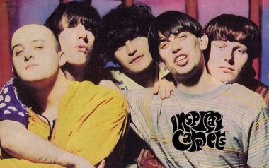 Inspiral Carpets - Σαν σήμερα, το 1990 συστήθηκαν με την πρώτη μεγάλης διάρκειας δισκογραφική τους δουλειά