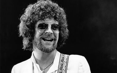 Ο Γιάννης Πετρίδης ακούει Jeff Lynne και ELO...